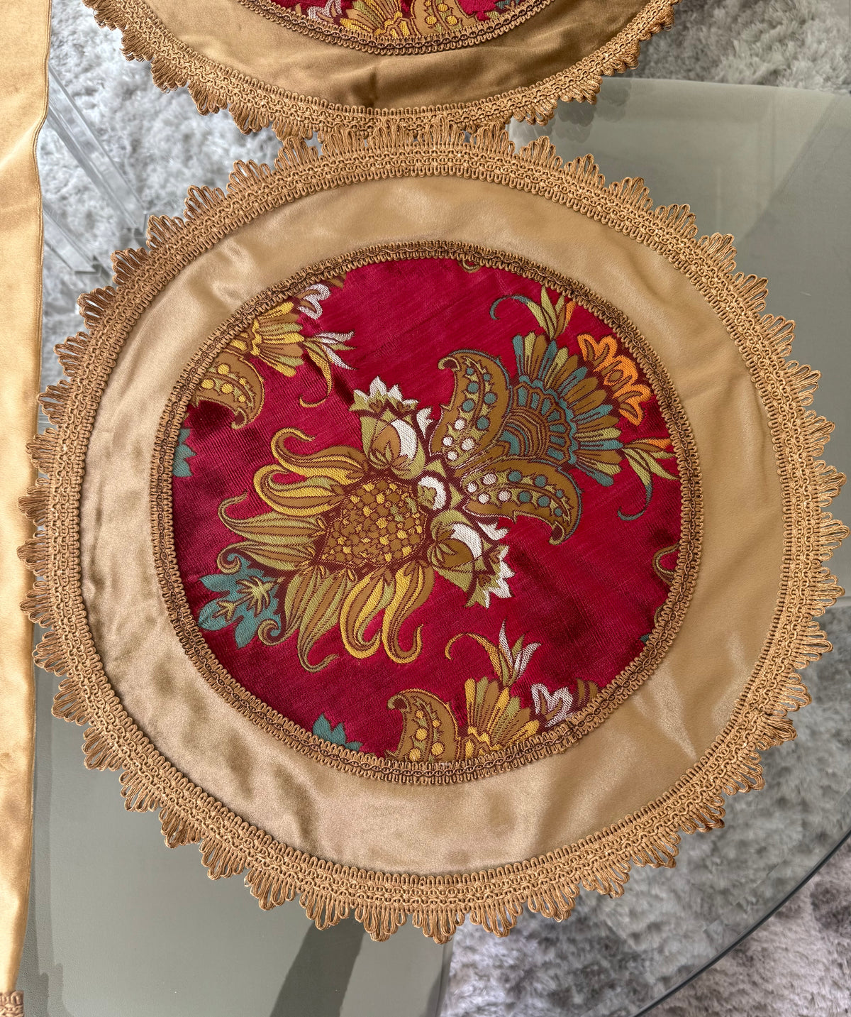Ornate Floral Table Runner & Round Cover Set — 3 Piece
