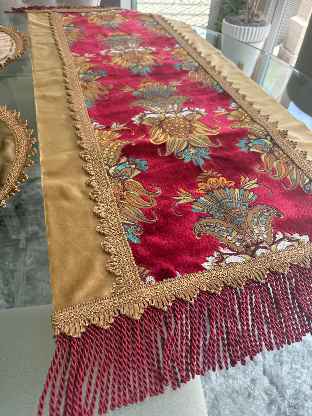 Ornate Floral Table Runner & Round Cover Set — 3 Piece